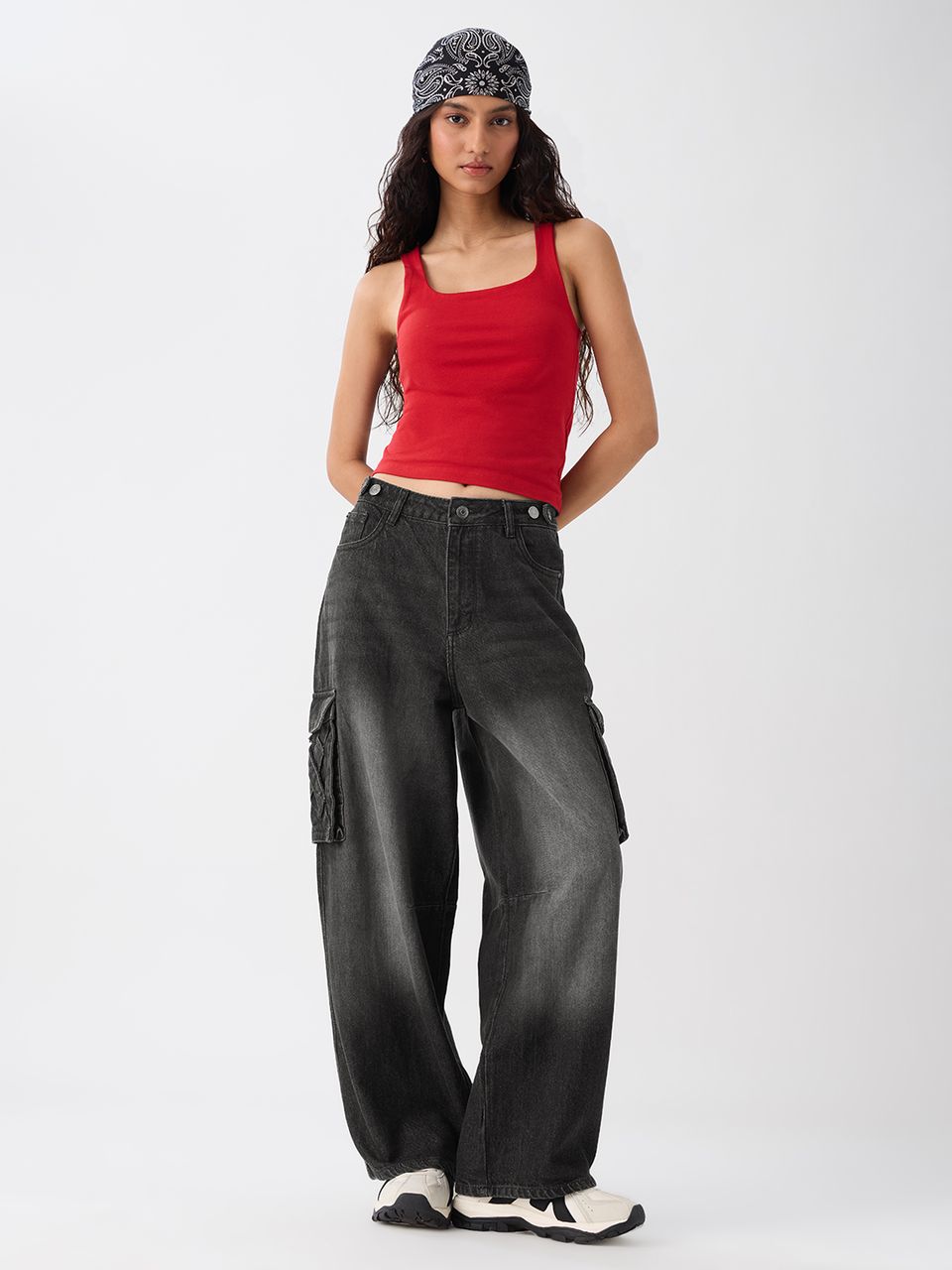 Barrel-Fit: Carbon Utility Women Cargo Jeans